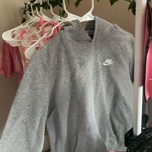 GREY NIKE HOODIE